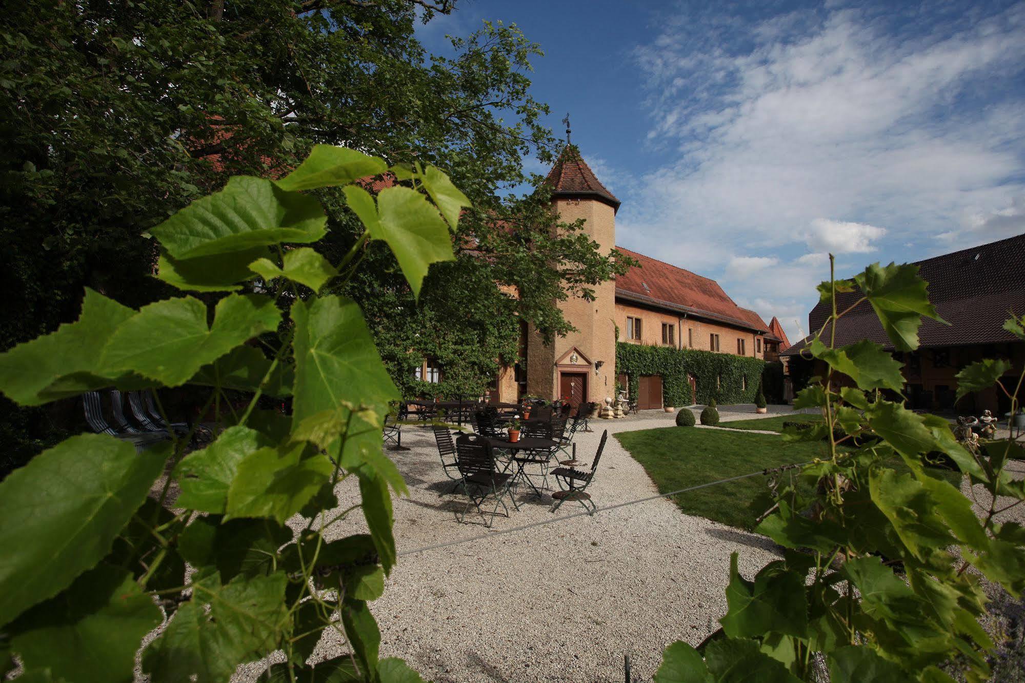 Worners Schloss Weingut & Wellness-Hotel Прихсенщад Екстериор снимка